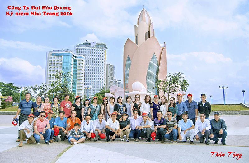 Du lịch cùng khách hàng 2016